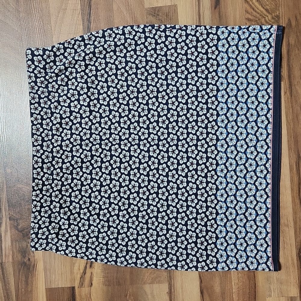 Womens skirt Size L